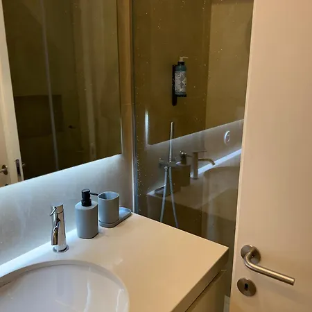 Apartment Center- Market Bolhao
